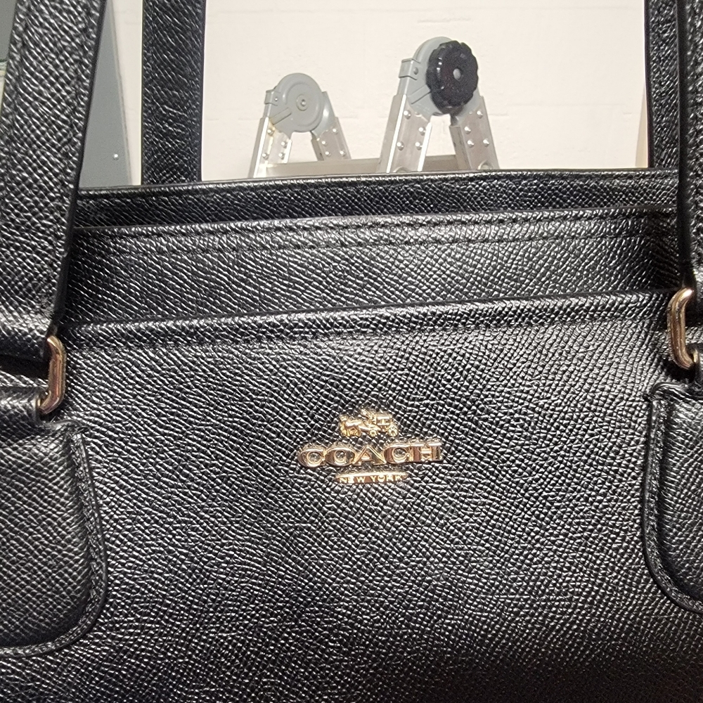 AUTHENTIC 2016 black  leather Coach Baby bag. Has shoulder strap and handles. - Picture 13 of 16